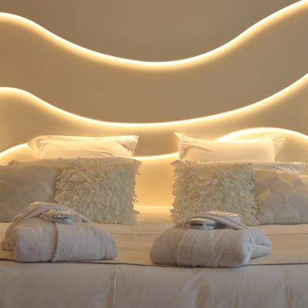 La Villa Dolce Suites & Chambres D'Hotes Ла-Рошель Екстер'єр фото
