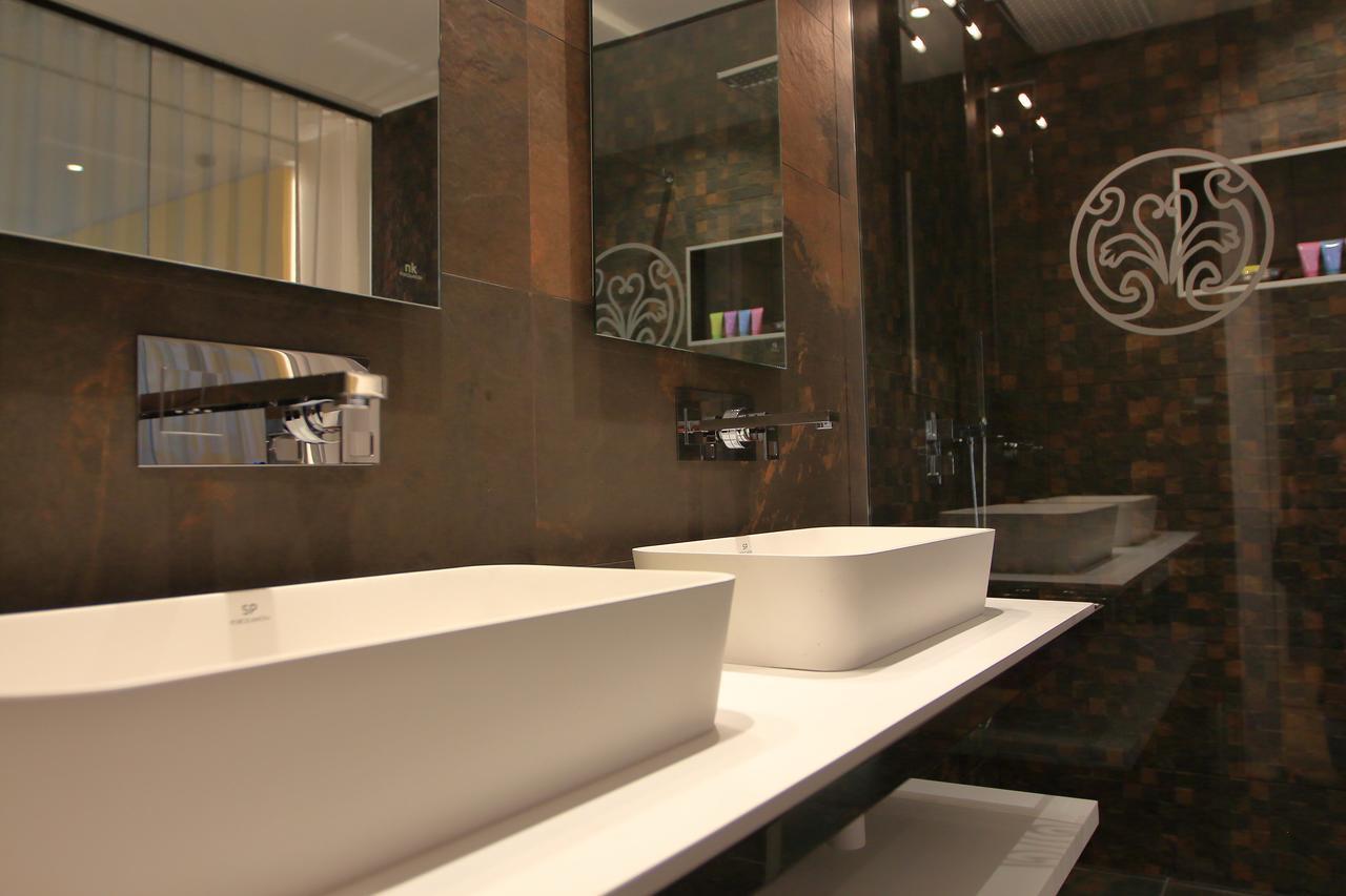La Villa Dolce Suites & Chambres D'Hotes Ла-Рошель Екстер'єр фото